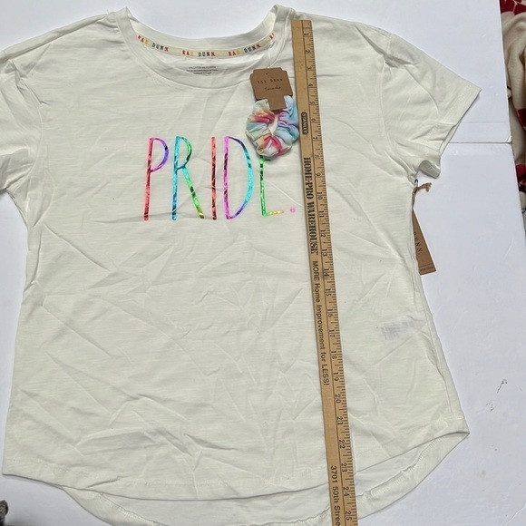 Rae Dunn Rainbow Pride Shirt with Tie Dye Scrunchie NWT Size M - Picture 8 of 11